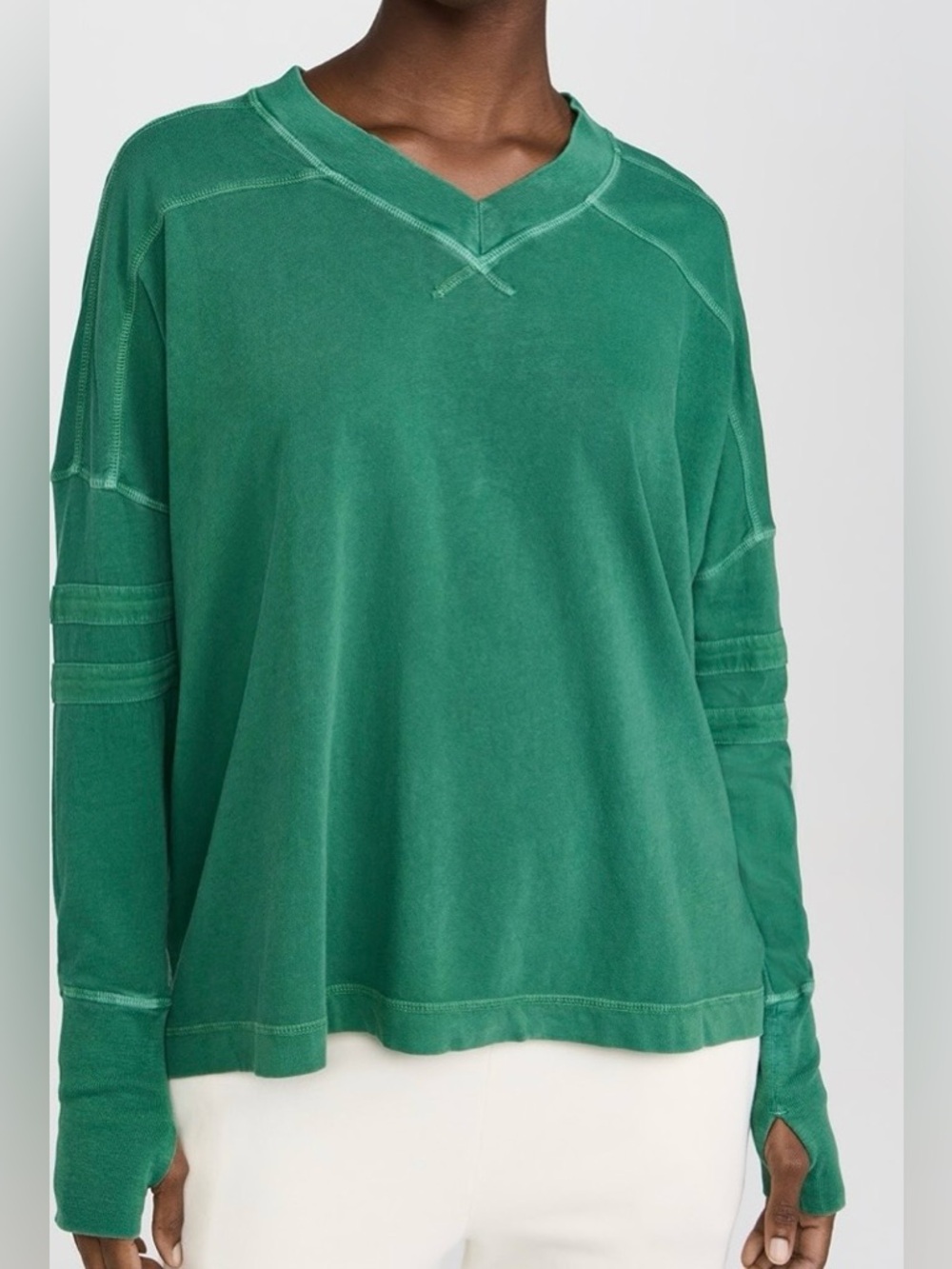 NWOT! FREE PEOPLE MOVEMENT! 'ALL STAR Layer' Light weight V neck! Green XL! - Picture 9 of 9